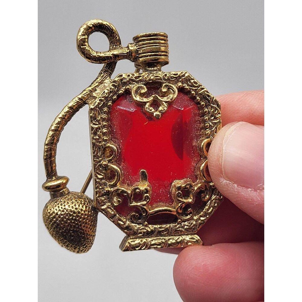 VTG Figural Ornate Perfume Bottle Pin Brooch Gold Tone Red Glass Faceted Stone - Picture 4 of 8